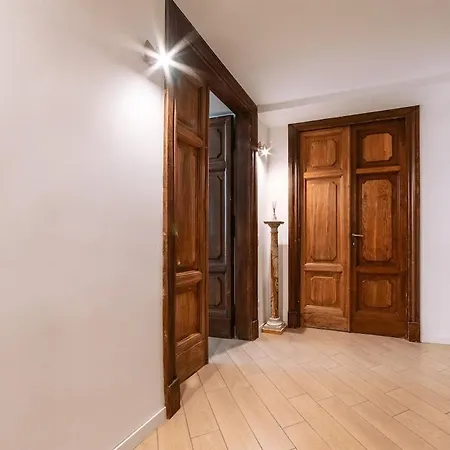 The Magic Door * Рим