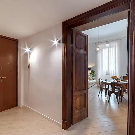 Apartment The Magic Door *
