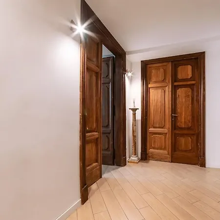 The Magic Door * Rom